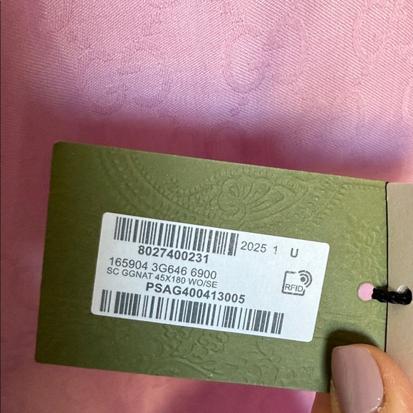 Gucci Women Monogram GG Jacquard Silk & Wool Scarf Wrap - Picture 3 of 6